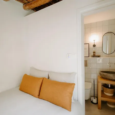 Smaragda's Guest Apartment *