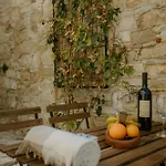 Smaragda's Guest Апартаменты *