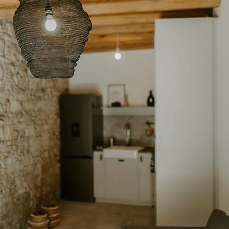 Smaragda's Guest לימסול